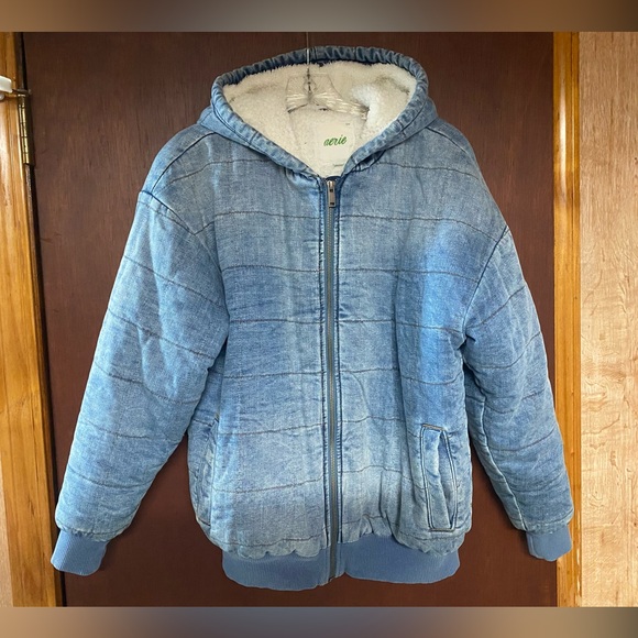 Aerie Denim Sherpa Lined Woman’s Hooded Trucker Jacket Full Zip S - Picture 1 of 5